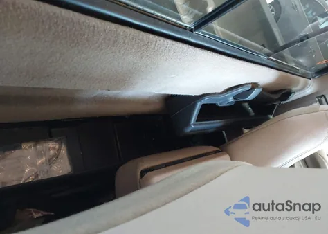 1999 Ford F-250 Lariat/Xl/Xlt from USA, damaged, VIN 1FTNF21F2XED22123